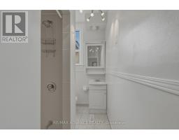 82a Augusta Avenue, Toronto, ON M5T2L1 Photo 29