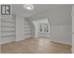 82a Augusta Avenue, Toronto, ON M5T2L1 Photo 36