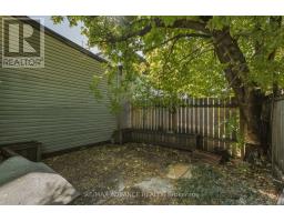 82a Augusta Avenue, Toronto, ON M5T2L1 Photo 47