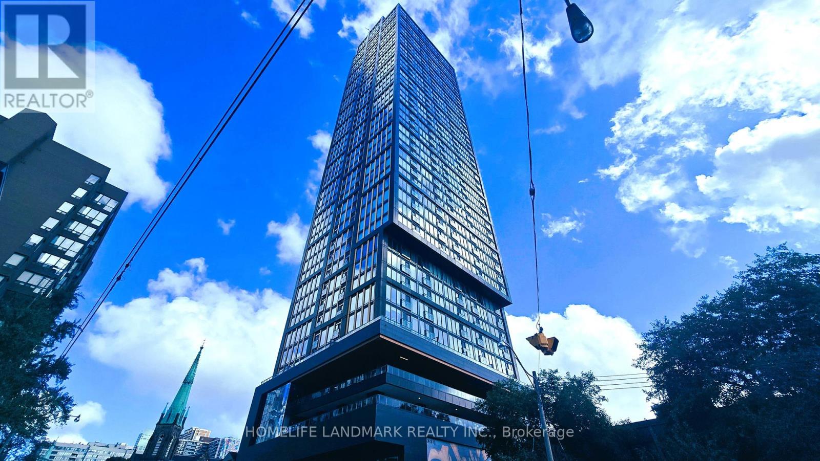 Photo of 319 JARVIS Street