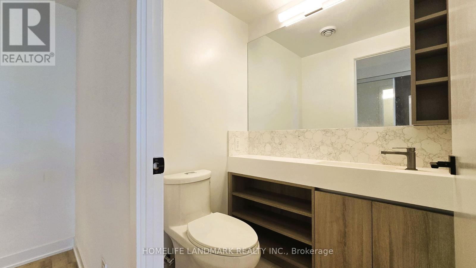 319 Jarvis Street — photo 8