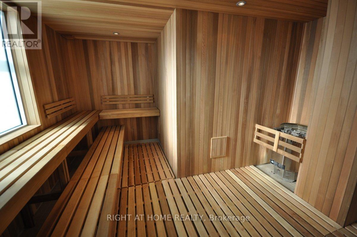 90 Stadium Road — photo 13