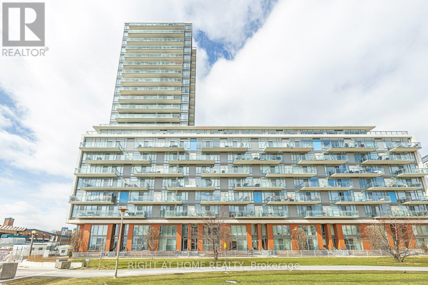 90 Stadium Road — photo 14