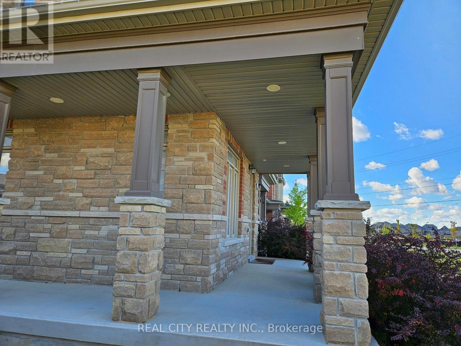 1181 Church Street North, Ajax, ON photo 4