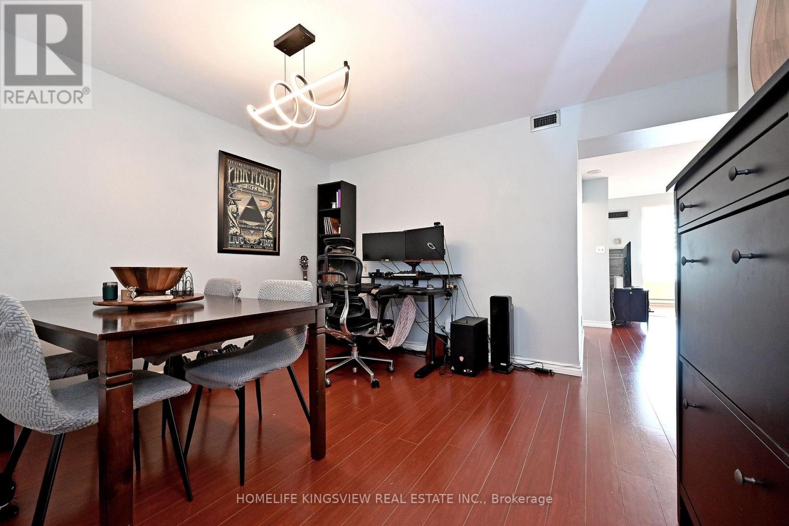 175 Bamburgh Circle — photo 21
