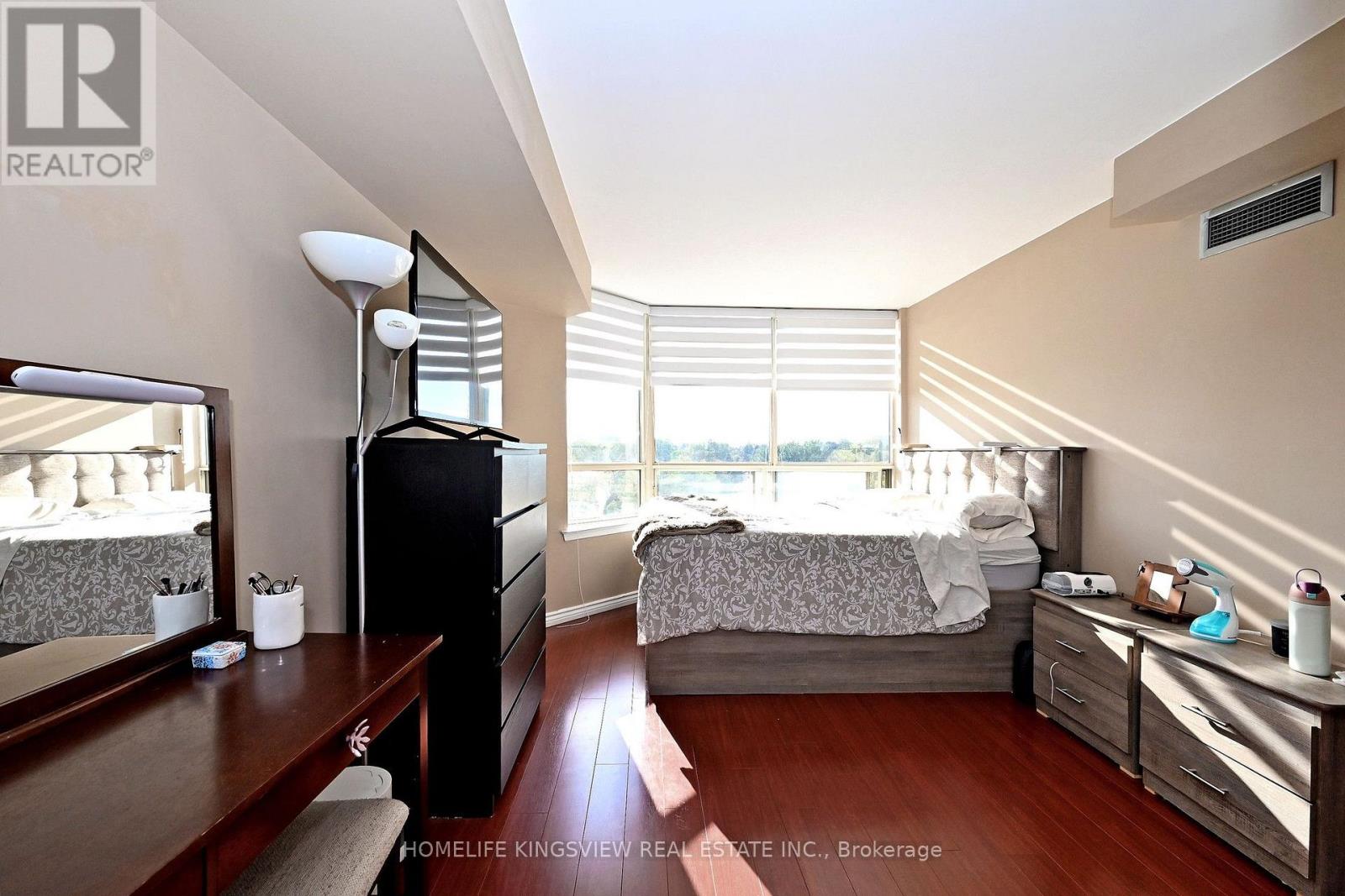175 Bamburgh Circle — photo 23