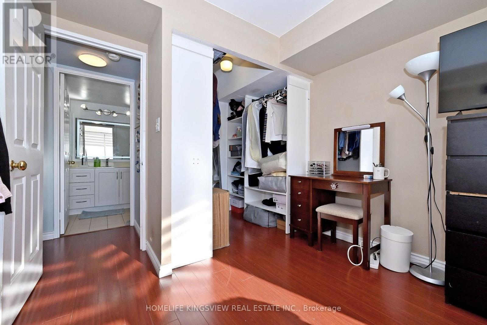 175 Bamburgh Circle — photo 25