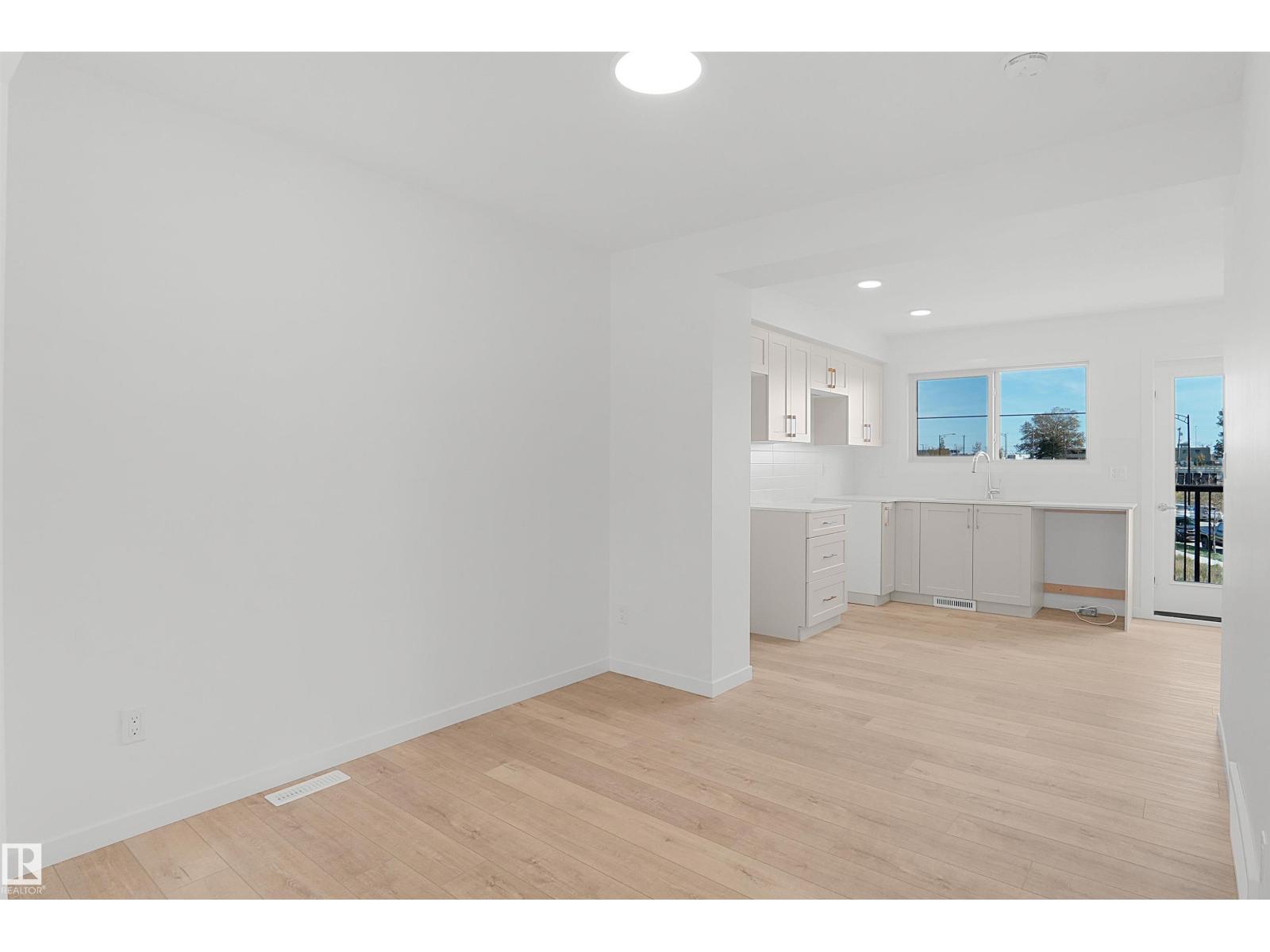 #4 150 Cashman CR SW - 10