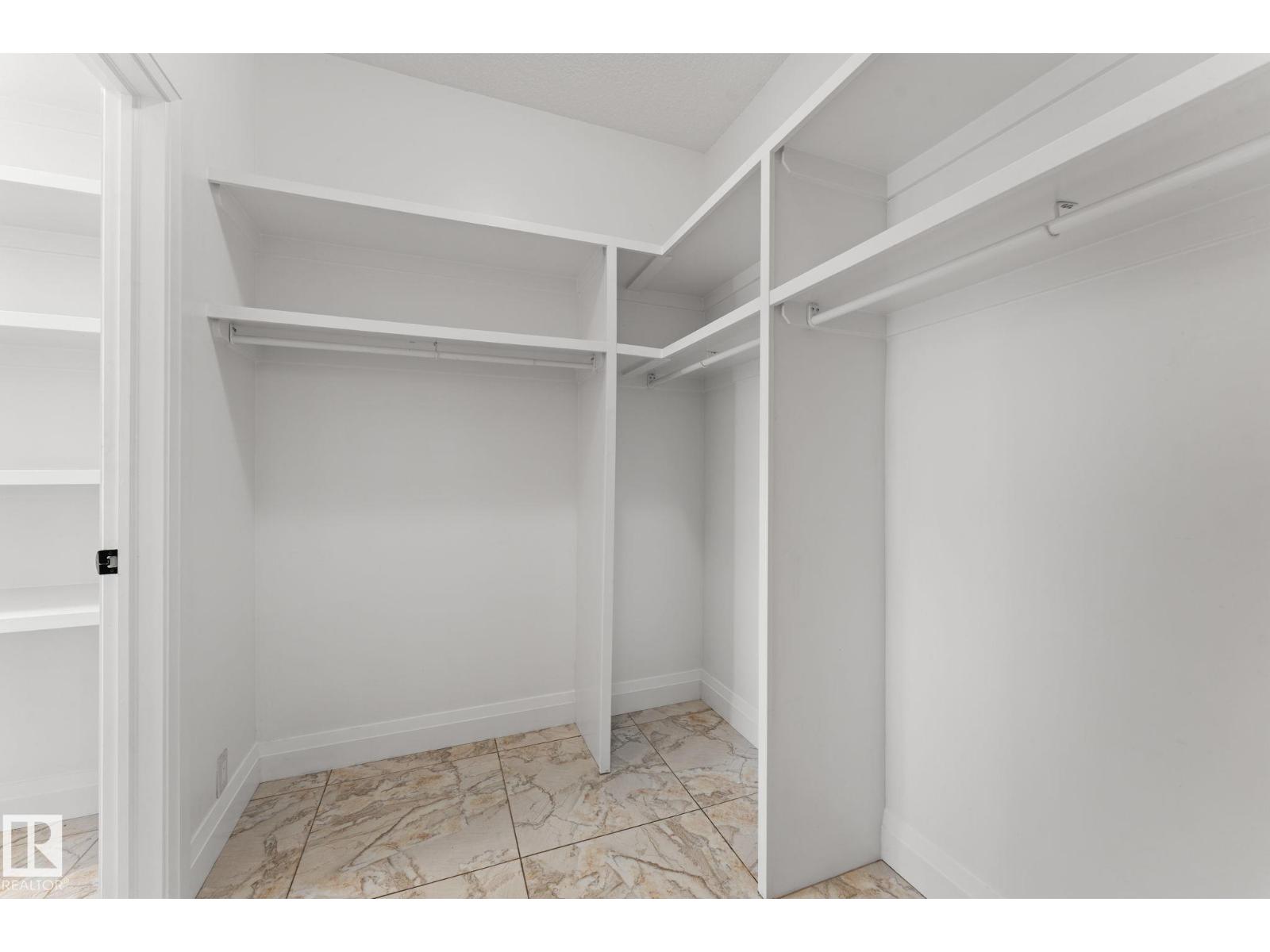 229 Albany Drive NW, Albany — photo 17 of 30: Property photo