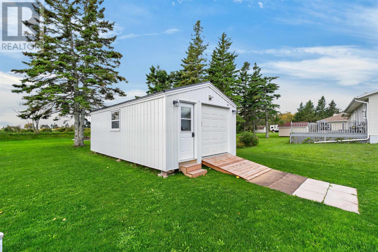 108 Kelly Drive - 45