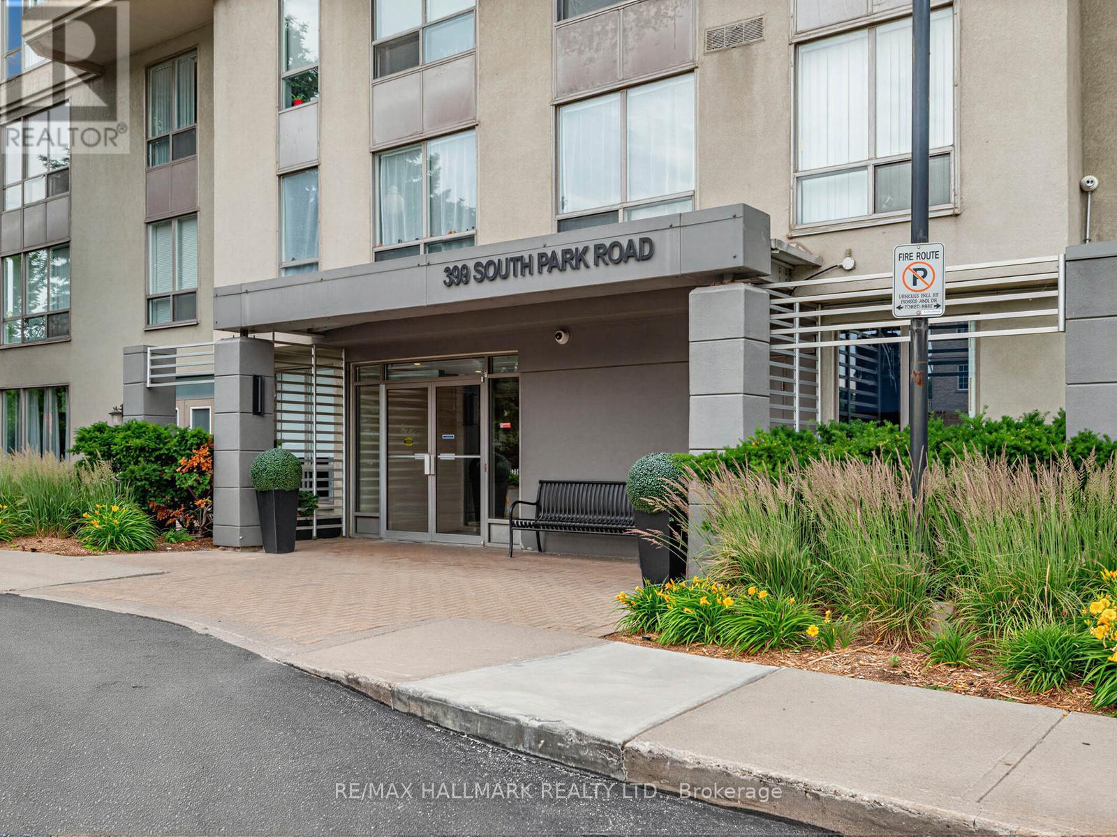 1102- 399 South Park Road, Markham, ON photo 2