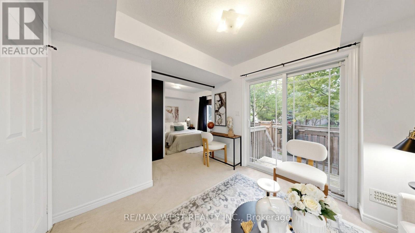 112 LAKE AVENUE - 40