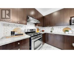 112 Lake Avenue, Richmond Hill, ON L4E3G6 Photo 17