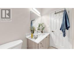 112 Lake Avenue, Richmond Hill, ON L4E3G6 Photo 35