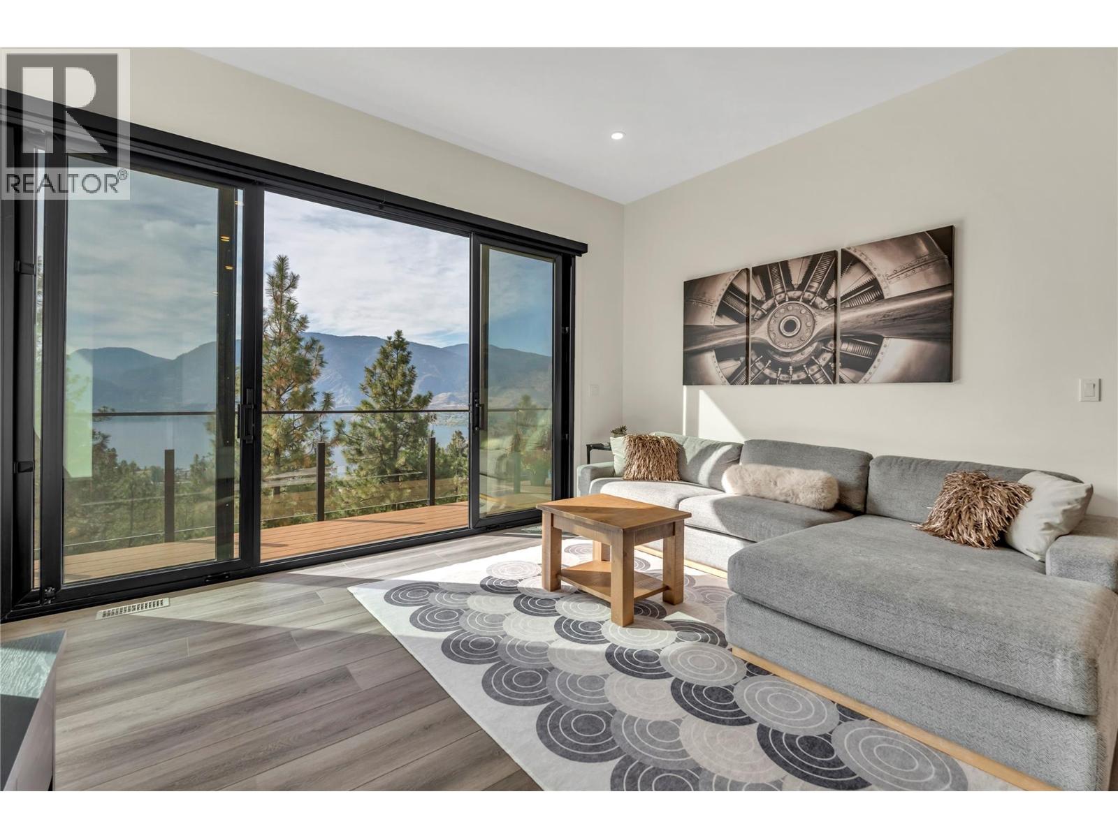 #117 3331 Evergreen Drive - 10