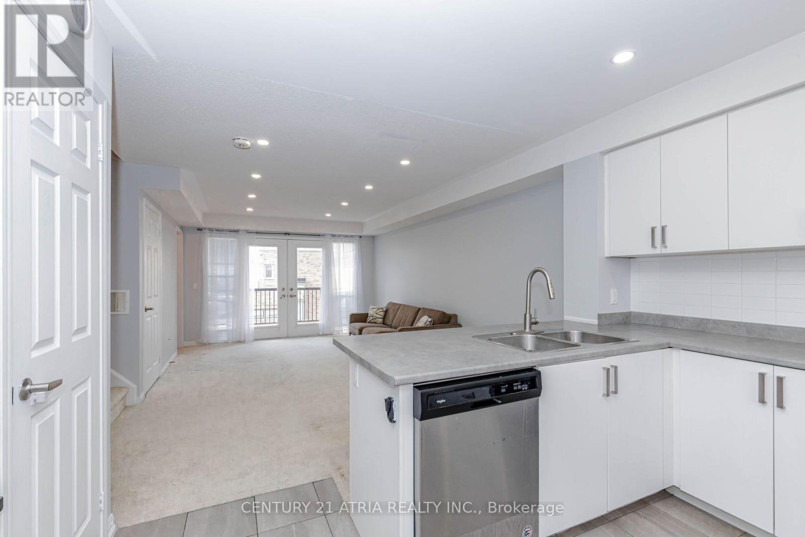 #72 1 BECKENROSE COURT - 13