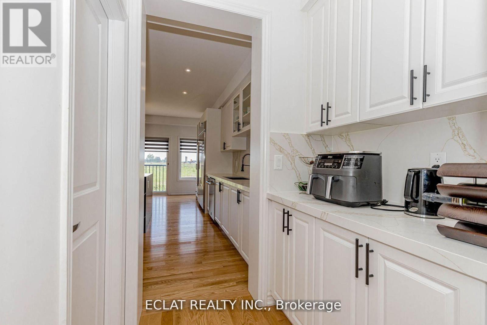329 Russell Street, Southgate, ON photo 8