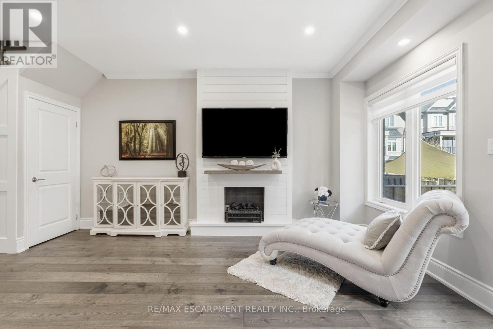 77 Borers Creek Circle, Hamilton, ON photo 6