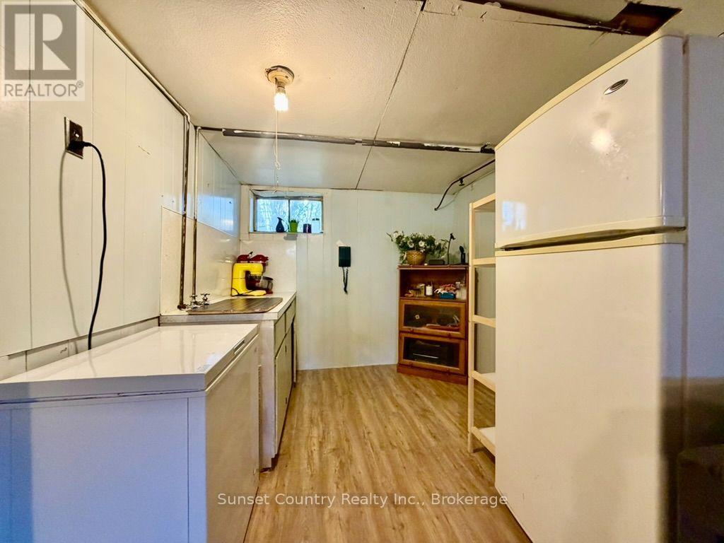 169 FLORENCE STREET - Image 16