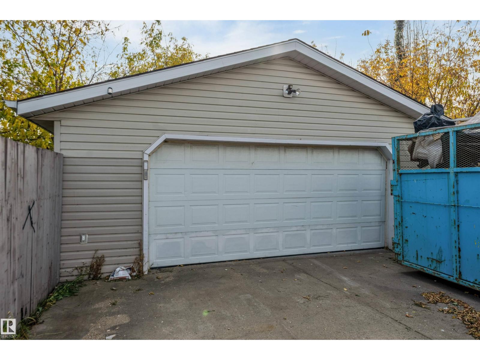 3432 60 ST NW - 37