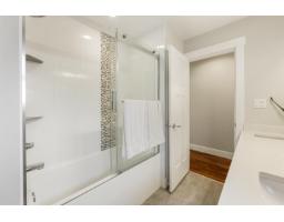 24466 56 Avenue, Langley, BC V2Z1E9 Photo 15