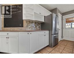 10646 Royal Oaks Drive E, Grande Prairie, AB T8V8G3 Photo 10