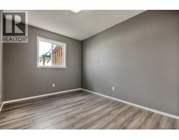 10646 Royal Oaks Drive E, Grande Prairie, AB T8V8G3 Photo 20