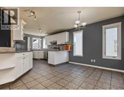4pc Bathroom - 10646 Royal Oaks Drive E, Grande Prairie, AB T8V8G3 Photo 6