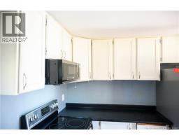 4 Robin Court, photo 6