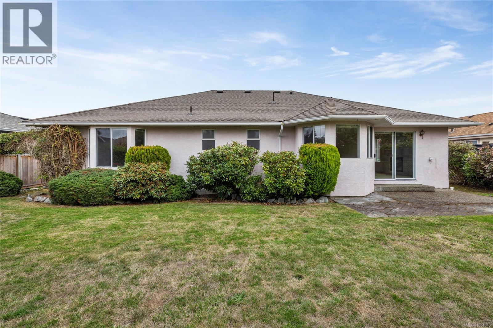 728 Banwell Crt - 10