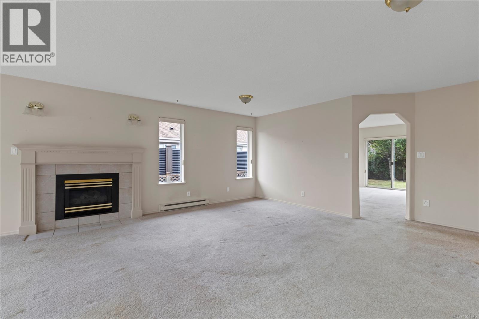 728 Banwell Crt - 24