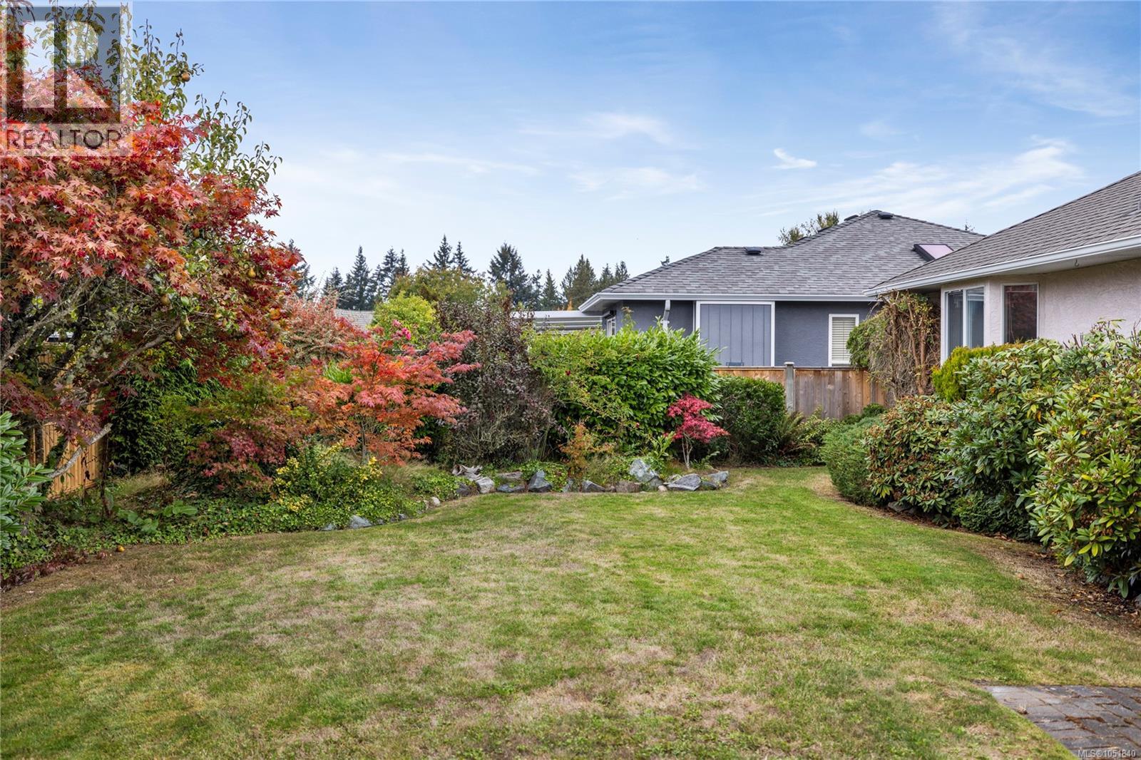 728 Banwell Crt - 11