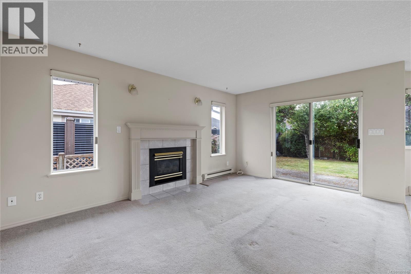 728 Banwell Crt - 5
