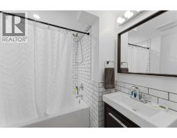 5316 La Salle Crescent SW - photo 28