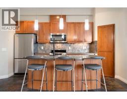 405, 6 Hemlock Crescent SW - photo 6