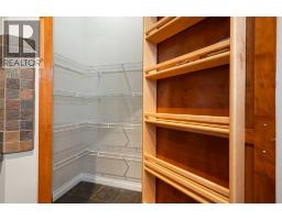 405, 6 Hemlock Crescent SW - photo 11