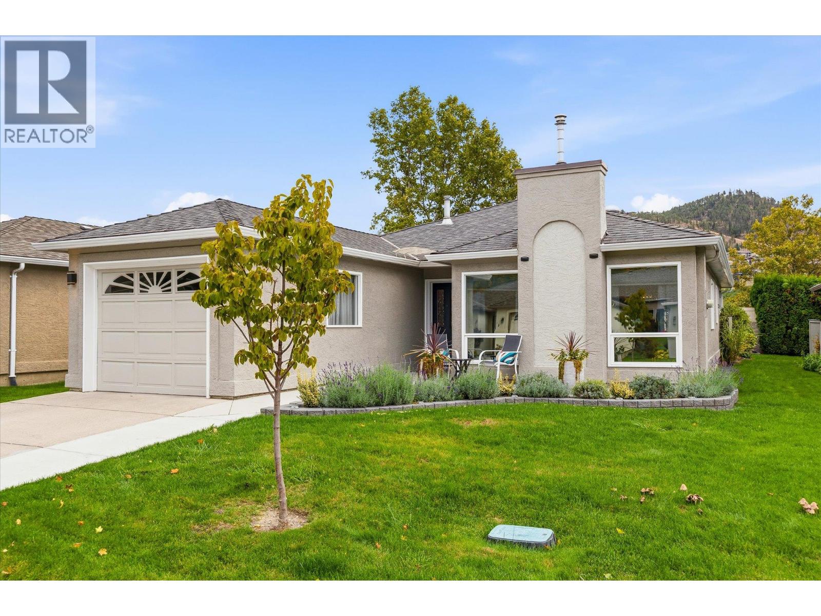 #3 615 Glenmeadows Road - 2