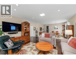 Dining room - 615 Glenmeadows Road Unit# 3, Kelowna, BC V1V1N9 Photo 9