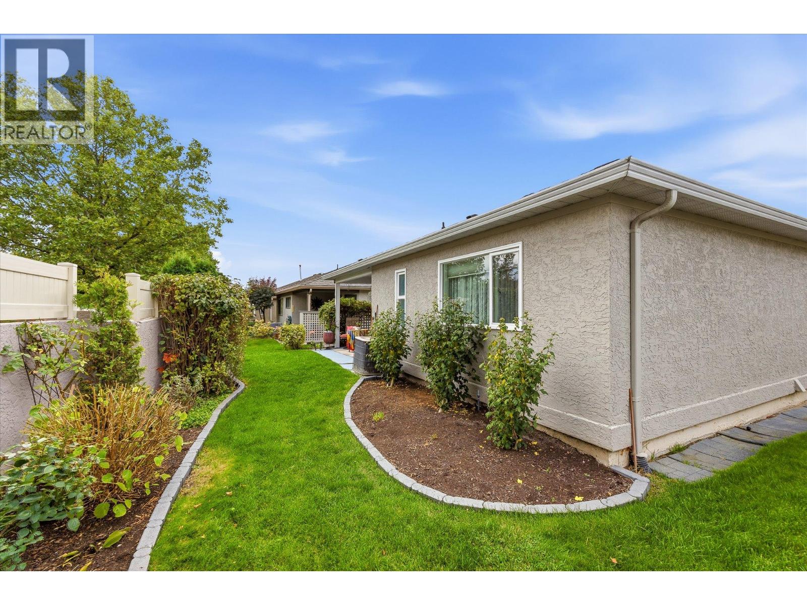 #3 615 Glenmeadows Road - 29