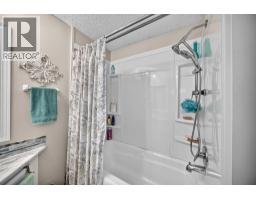 3221 Burroughs Manor NE - photo 20