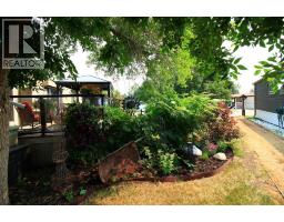 3221 Burroughs Manor NE - photo 42