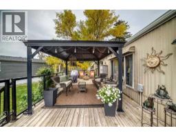 3221 Burroughs Manor NE - photo 33