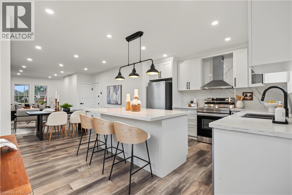 145 GAGE Avenue N - Image 15