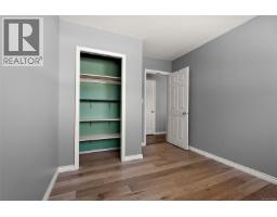 1839 San Pedro Ave, Saanich, BC V8N2G3 Photo 18