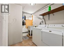 1839 San Pedro Ave, Saanich, BC V8N2G3 Photo 28