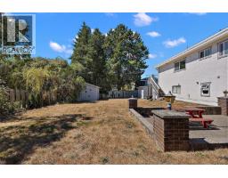 1839 San Pedro Ave, Saanich, BC V8N2G3 Photo 32