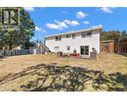 1839 San Pedro Ave, Saanich, BC V8N2G3 Photo 33