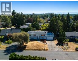 1839 San Pedro Ave, Saanich, BC V8N2G3 Photo 39