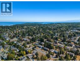 1839 San Pedro Ave, Saanich, BC V8N2G3 Photo 41