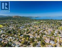 1839 San Pedro Ave, Saanich, BC V8N2G3 Photo 42